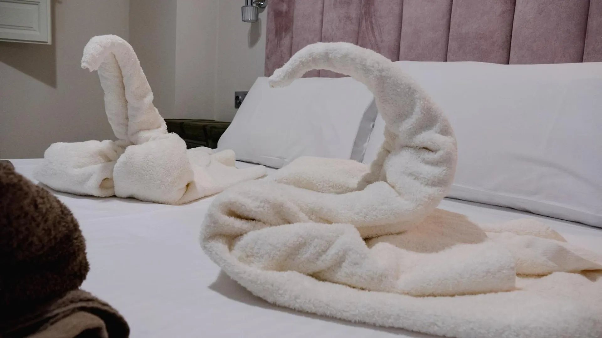 Apartment 4U Suites Granada Spain